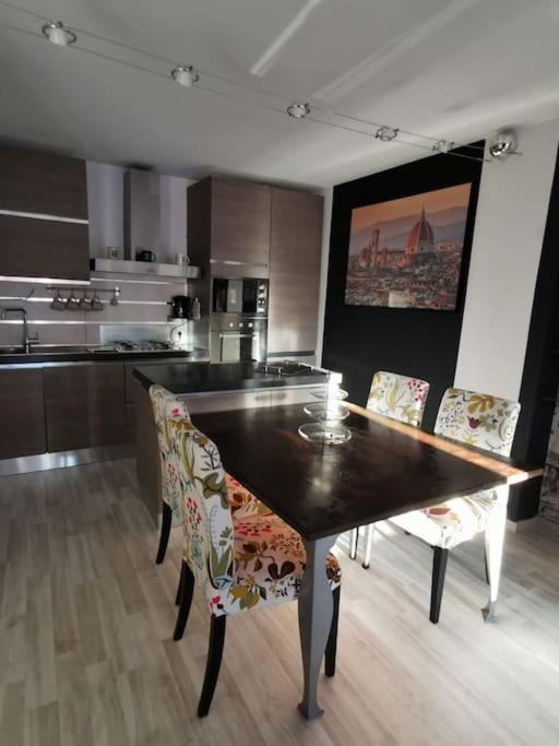 Il Nido Dell'Artista Appartement Pietrasanta Buitenkant foto
